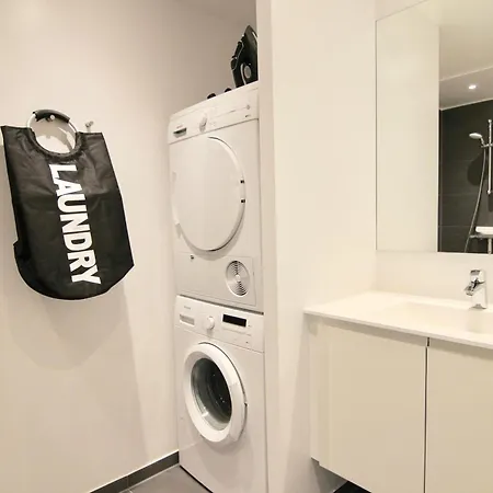 아파트 Stunning 2-bed Wbalconies And Beautiful Views